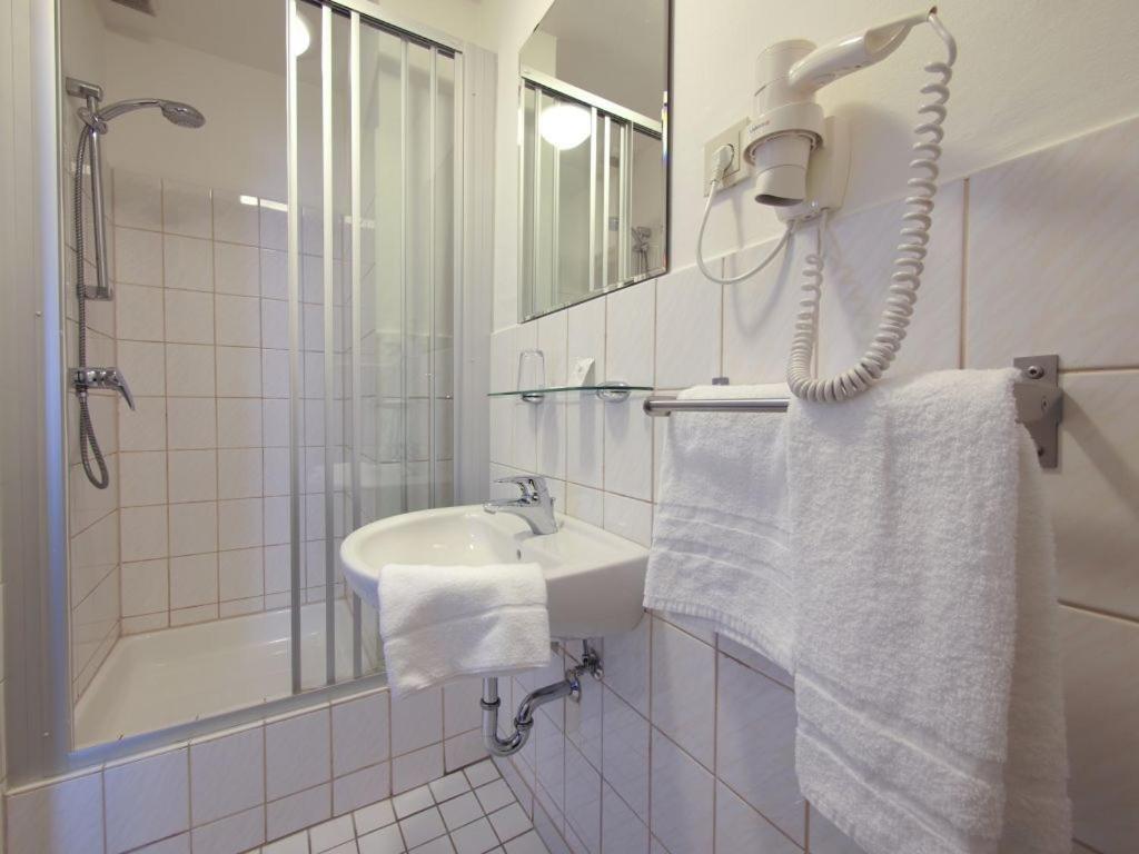 Berghotel Johanneshoehe Siegen Camera foto