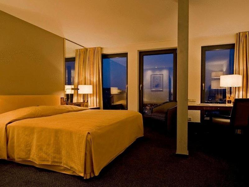 Berghotel Johanneshoehe Siegen Esterno foto